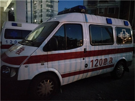 中国人民解放军兰州军区乌鲁木齐总医院租120私人急救车到烟台市栖霞市 哪里有救护车出租