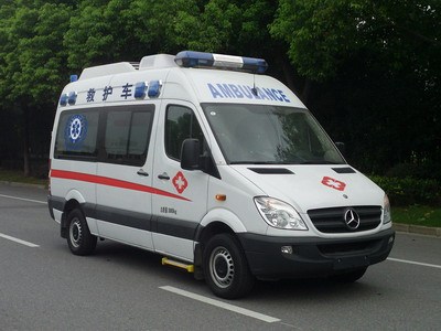 重庆市妇幼保健院（重庆市妇产科医院）租救护车护送到绍兴市嵊州市 救护车出租 电话是多少钱