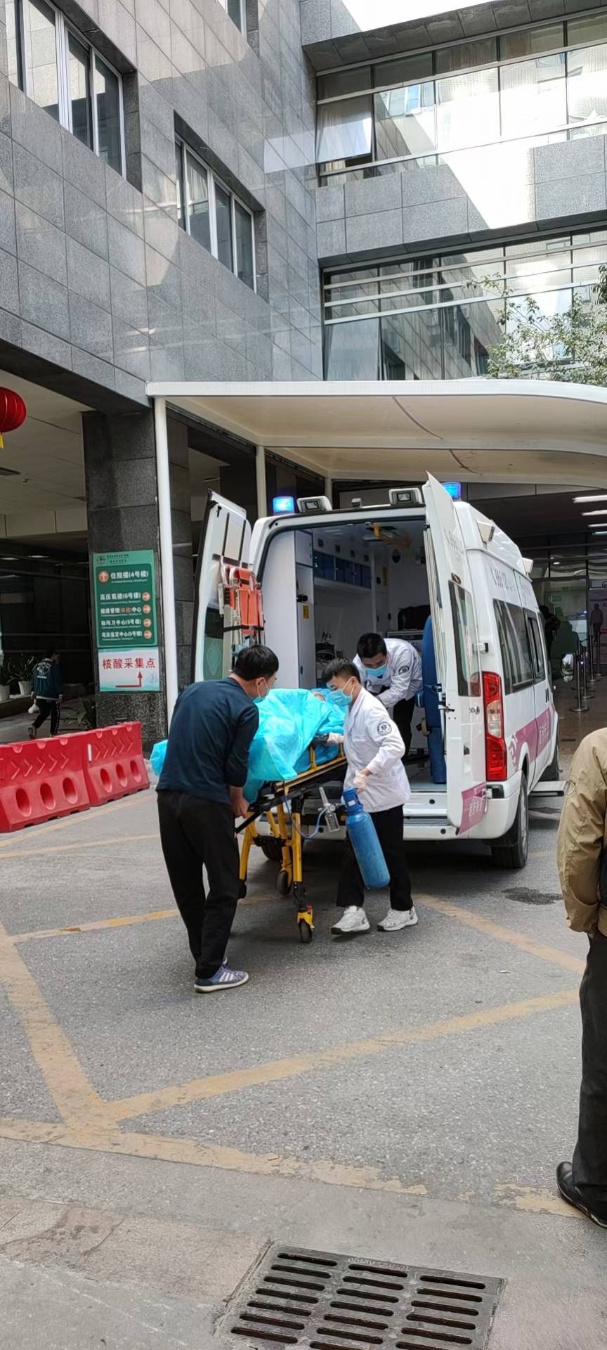 西藏自治区人民医院租赁私家救护车转院到张家界市桑植县 哪里有120救护车出租