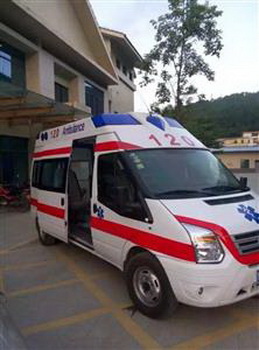 吉林省人民医院（吉林省立医院）租用私人救护车到清远市连州市 救护车出租 多少钱一辆