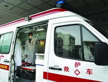 北京佑安医院预约私人救护车租赁到厦门市集美区 哪里有出租救护车的