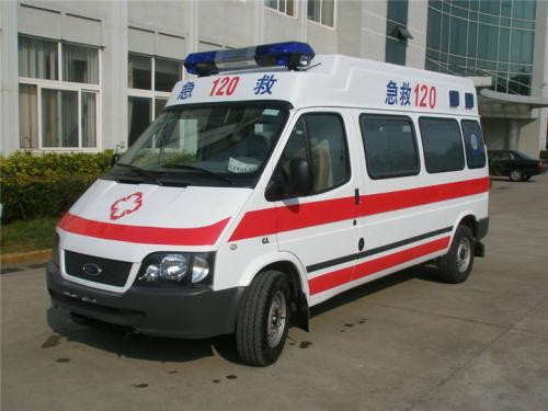 佳木斯市结核医院（佳木斯胸科医院、佳木斯第二人民医院）租赁私家救护车到乌鲁木齐市头屯河区 救护车和出租车哪个贵