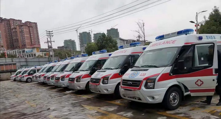武汉亚洲心脏病医院出租急救车护送到苏州市姑苏区 私人救护车出租一般多少钱