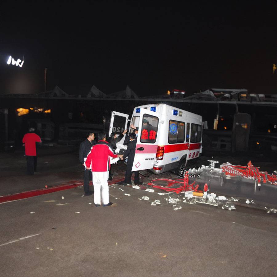 鸡西矿业集团总医院（鸡西市矿总院）租赁私家救护车转院到乌鲁木齐市沙依巴克区 出租120救护车多少钱一公里