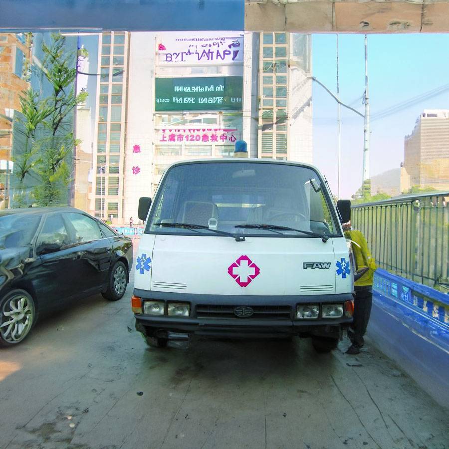 深圳市中心医院出租急救车护送到临夏回族和政县 长途救护车出租哪里实惠