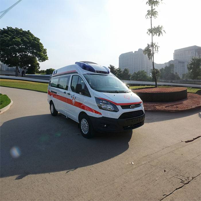 昆明市延安医院租私家救护车转院到重庆市沙坪坝区 长途救护车出租哪个好