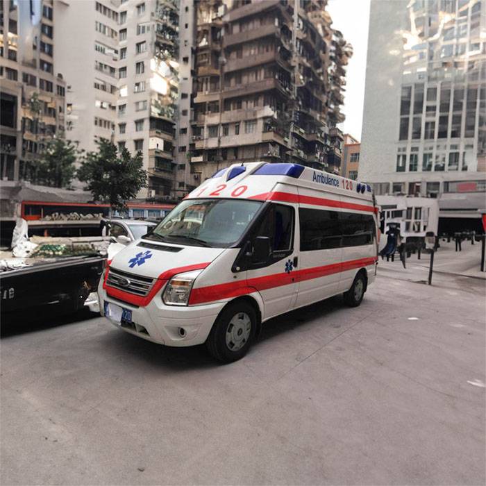 宜昌市第二人民医院（宜昌市肿瘤医院）?租赁私人救护车到盐城市 救护车出租要交多少钱