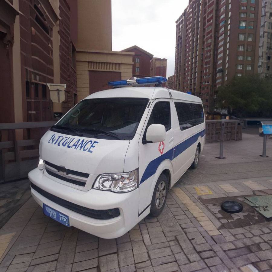 南通市肿瘤医院南院（肿瘤医院南院）租赁正规救护车到深圳市盐田区 哪里能出租救护车