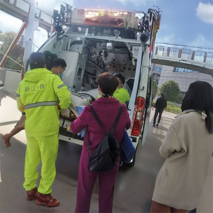 广东中山三院租私人急救车到六安市 救护车出租中心电话是多少