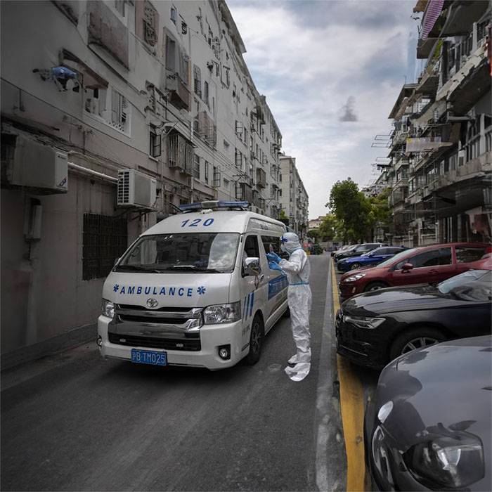 武汉市中西医结合医院租赁私家救护车到台州市市辖区 长途救护车出租哪个品牌好