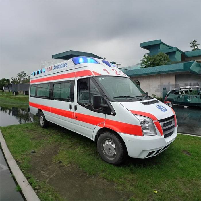西安交通大学医学院第二附属医院预约私人救护车租赁到长沙市市辖区 出租私人救护车多少钱