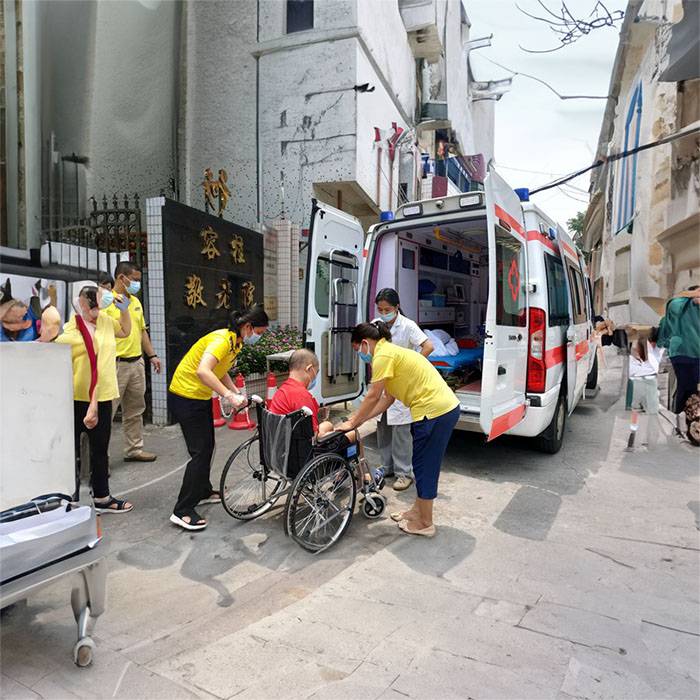 江西省人民医院租赁私家救护车转院到河池市都安瑶族自治县 救护车出租电话是多少