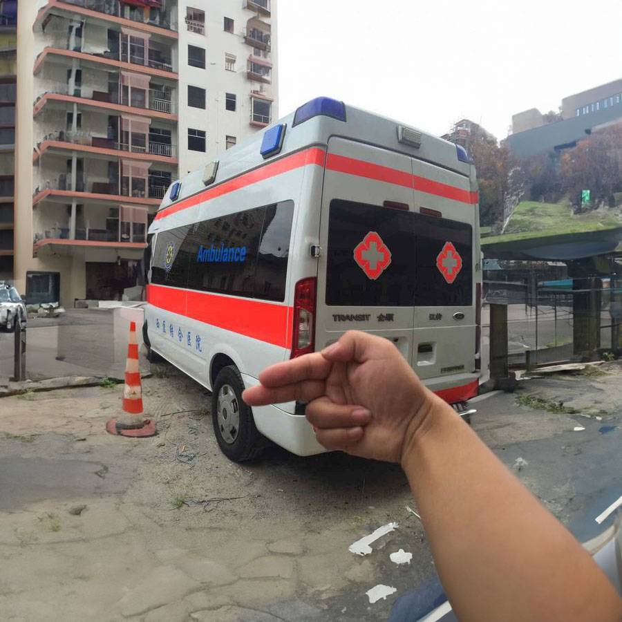 广西医科大学附属第五医院租私人急救车到鸡西市梨树区 长途救护车出租电话多少