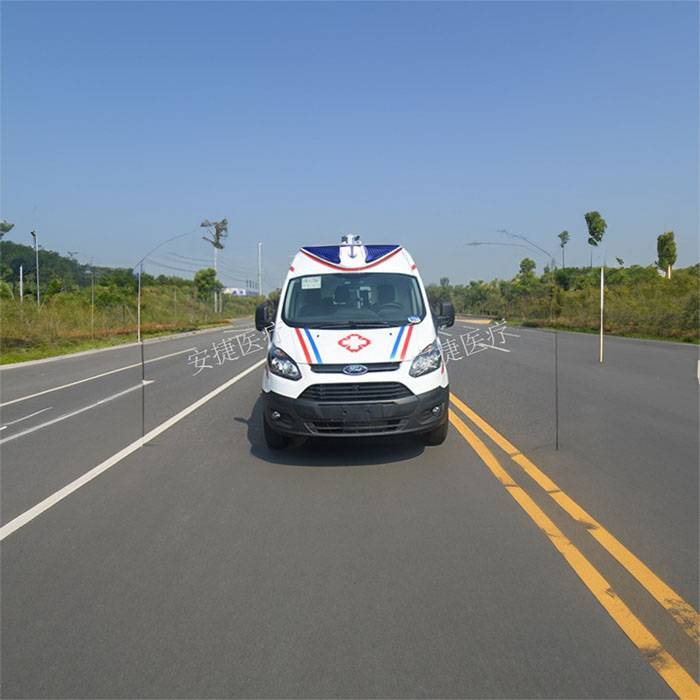 新疆医科大学第五附属医院救护车出租到梧州市 救护车出租哪里好