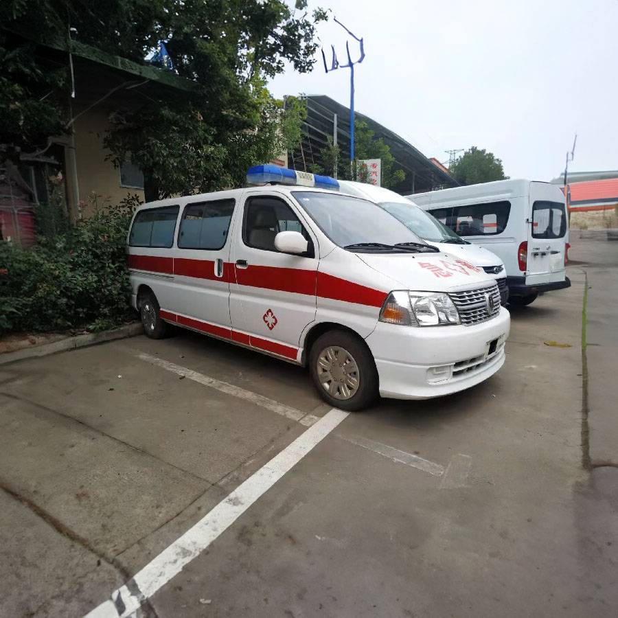 克拉玛依市中心医院租私家救护车转院到本溪市明山区 出租救护车多少钱