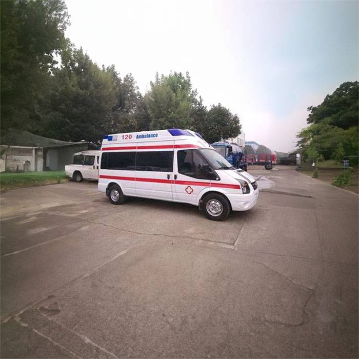 镇江市第四人民医院租私人救护车转院到深圳市龙岗区 哪里有出租救护车的