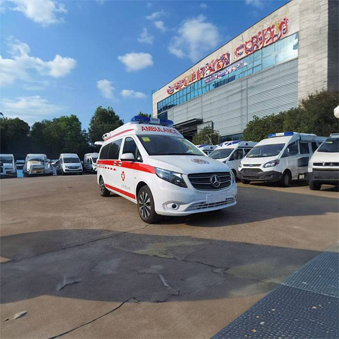 涿州市结核病医院租用私人救护车到周口市 救护车出租价格表多少钱