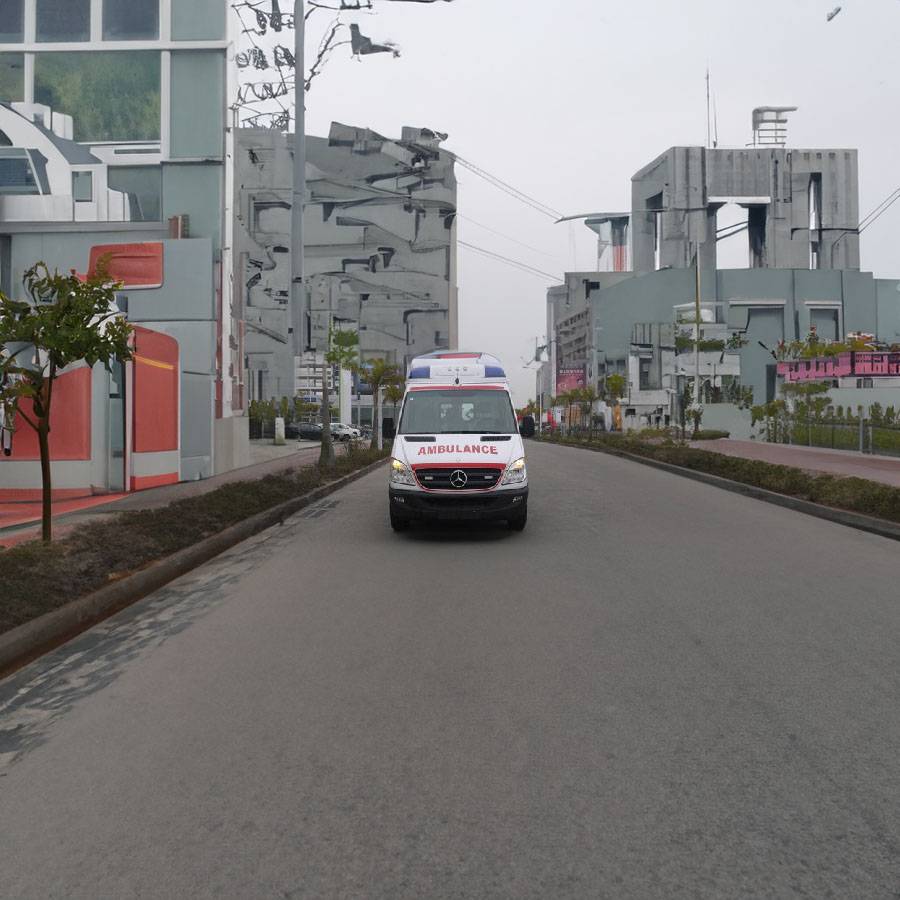 河南省人民医院租用私人救护车到新乡市红旗区 救护车出租 多少钱