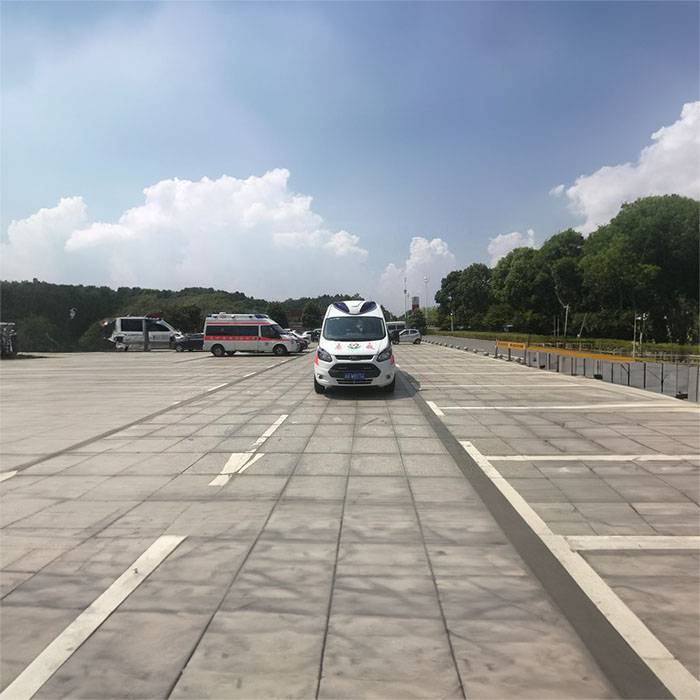 复旦大学附属儿科医院徐汇院区（复旦儿科徐汇院区）出租急救车护送到葫芦岛市龙港区 哪里有私家救护车出租