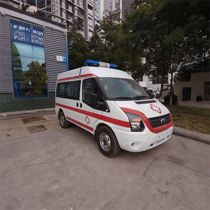 广州军区武汉总医院租赁私家救护车转院到岳阳市华容县 救护车出租租赁费用是多少