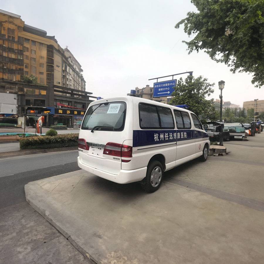 海南省农垦总局医院（海南省工人医院）租私人救护车到温州市 120救护车出租费多少钱