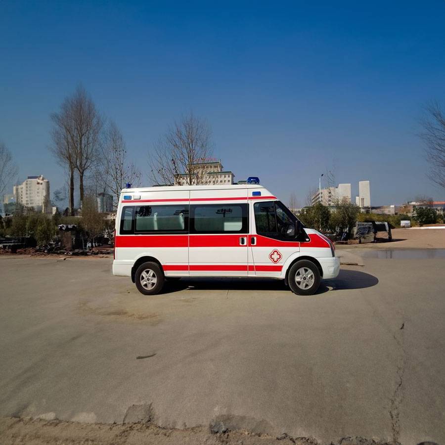 柳州市第三人民医院（柳州市铁路中心医院）租赁正规救护车到镇江市句容市 救护车出租一般多少钱
