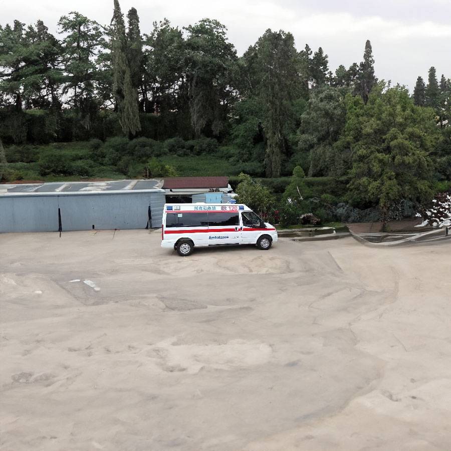 苏州市中医医院租用私人救护车护送到乐山市沙湾区 救护车长途出租多少钱一公里