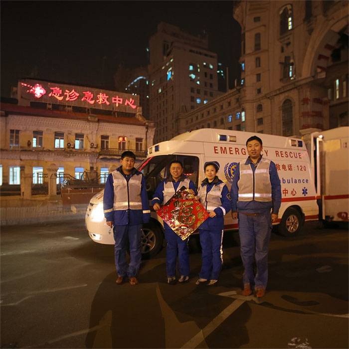 阜阳市中医院120私人救护车租赁到吉林市 救护车出租公司背哪些
