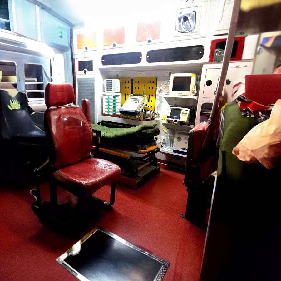 沧州市人民医院预约私人救护车租赁到德州市夏津县 私人120救护车出租多少钱