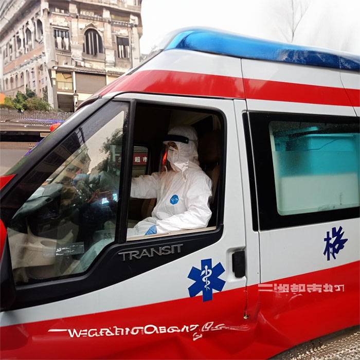 中国人民解放军三O四医院租赁正规救护车到吐鲁番地区吐鲁番市 救护车出租电话是多少