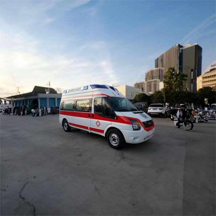 许昌市中心医院私人救护车租赁到重庆市南川区 救护车出租一般多少钱