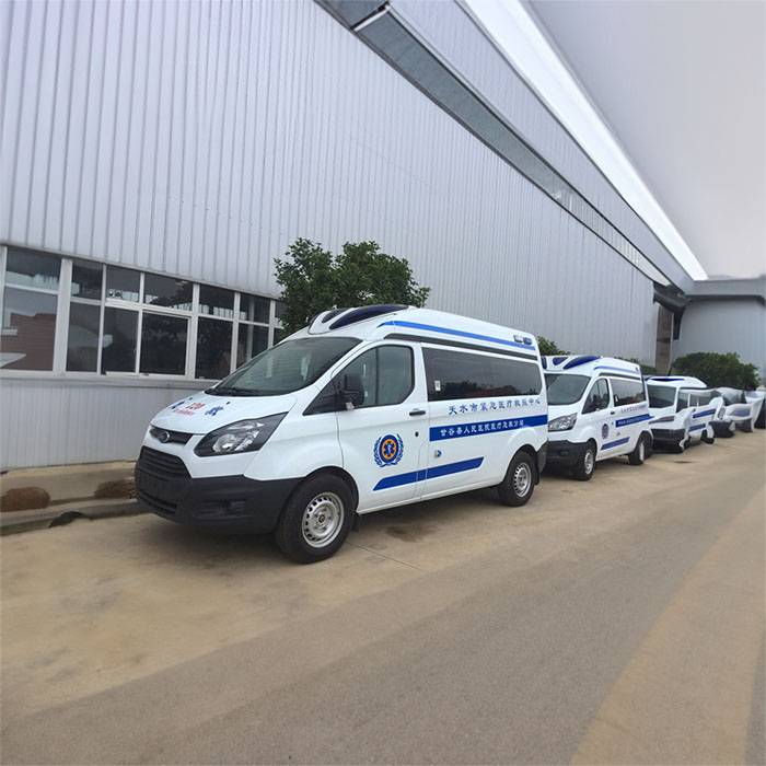 湖北省十堰市人民医院租私人救护车到吴忠市市辖区 救护车出租长途得多少钱