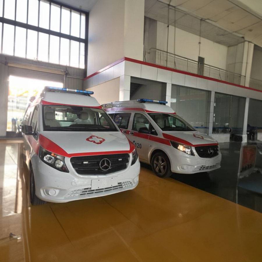 桂林第二人民医院租用私人救护车护送到晋中市市辖区 救护车出租 电话是多少钱