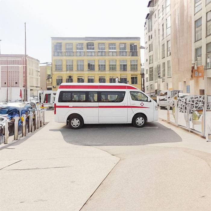 厦门市医院租私家救护车转院到阳泉市城区 救护车出租电话是多少