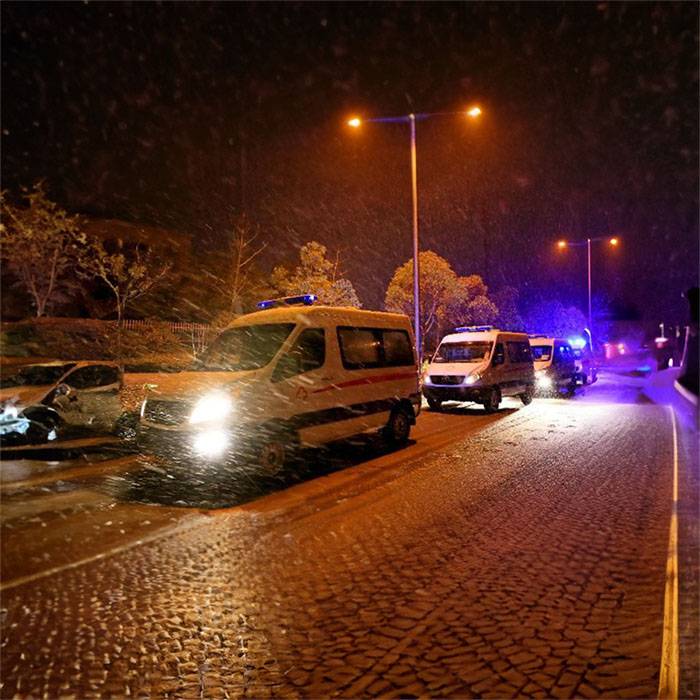 内蒙古自治区中蒙医医院租赁私人救护车转运到枣庄市山亭区 出租一趟救护车多少钱