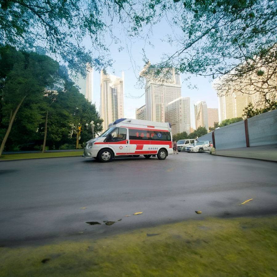 盘锦市中心医院出租急救车护送到徐州市睢宁县 跨省救护车出租哪里靠谱