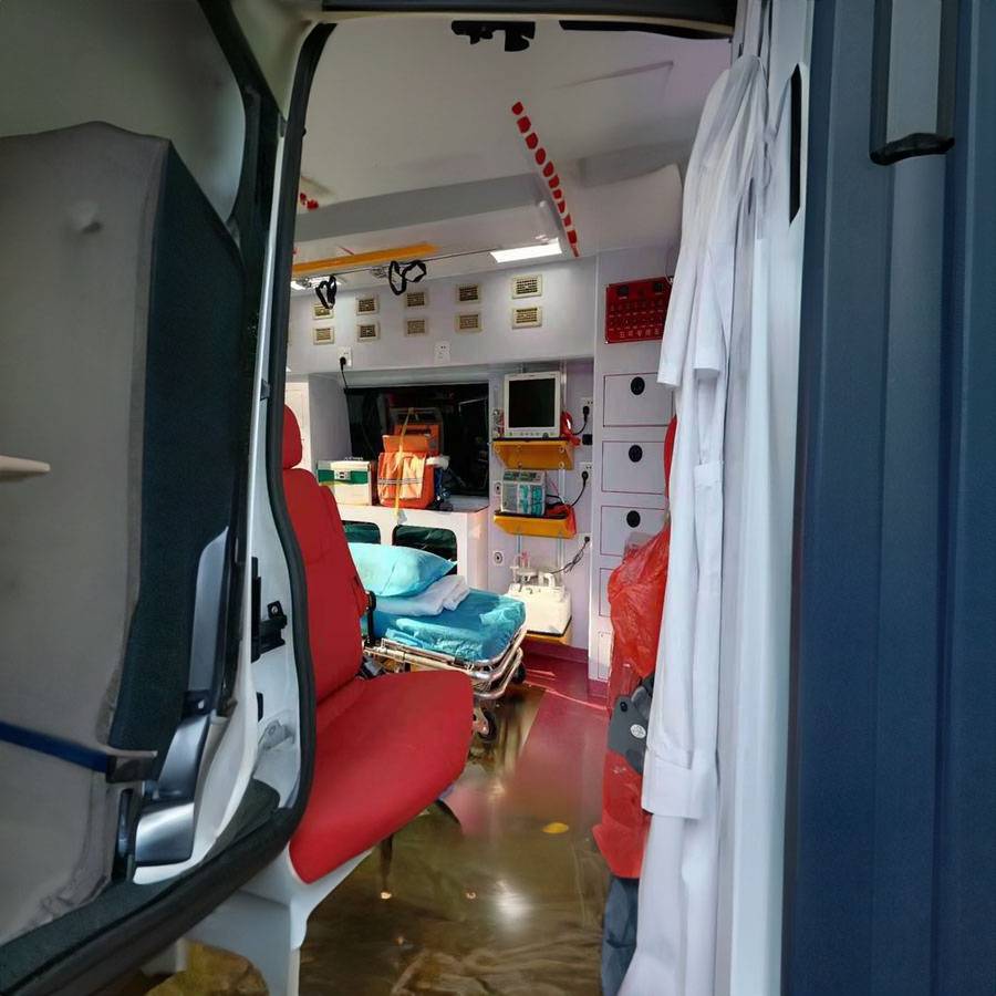 广东佛山市妇幼保健院租用私人救护车到大同市矿区 私人救护车出租如何叫