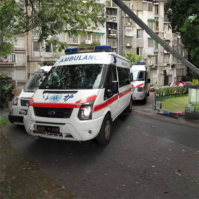 昆明市中医院预约私人救护车转运到临沂市临沭县 救护车出租公司背哪些