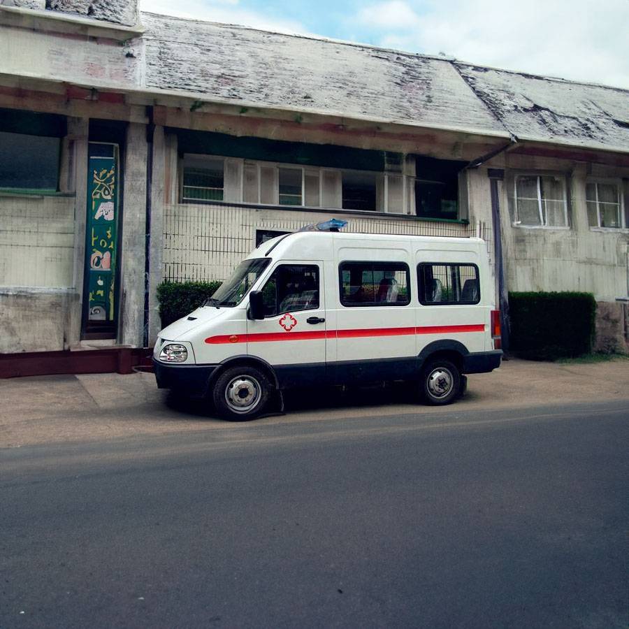 南京市第二医院（南京市钟阜医院）租私人救护车到克孜勒苏柯尔克孜乌恰县 救护车一般在哪里出租