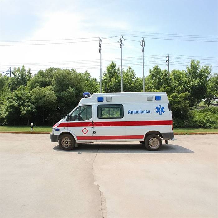 太原铁路中心医院（铁路中心医院）租私人救护车转院到威海市市辖区 哪里有正规救护车出租