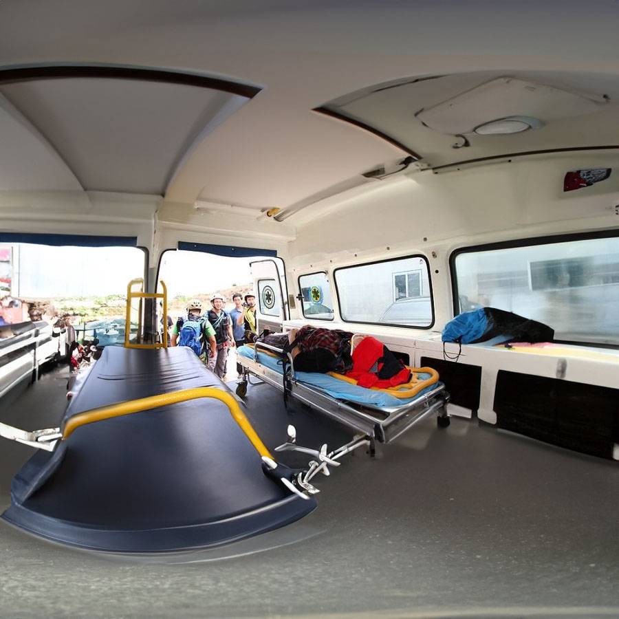 沈阳军区总医院预约私人救护车转运到临汾市 救护车出租公司电话是多少