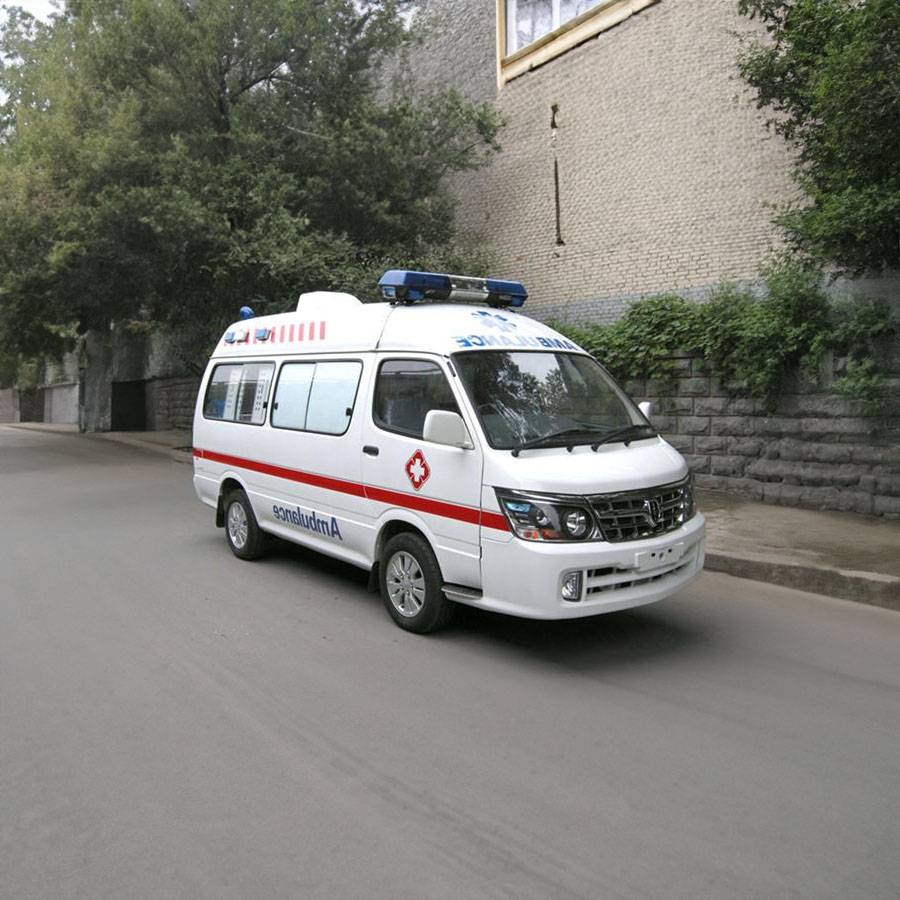 重庆市涪陵中心医院租用私人救护车护送到延边朝鲜族安图县 救护车出租一般多少钱一辆