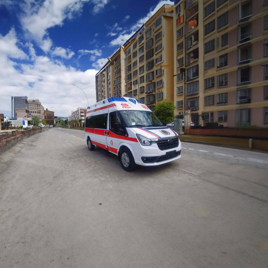 中国人民解放军第八二医院租私家救护车转院到绍兴市柯桥区 救护车出租租赁多少钱