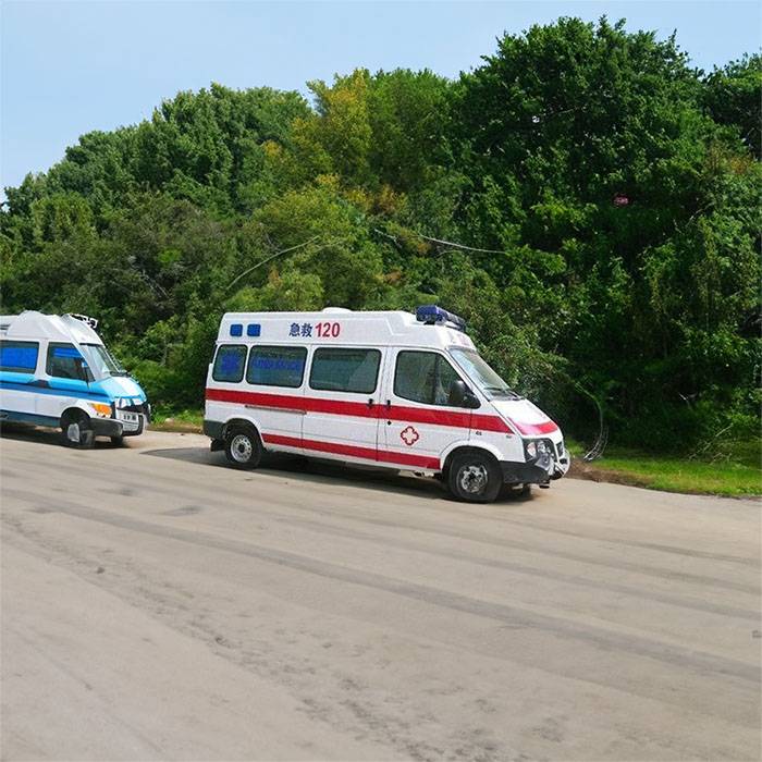 大同市第三人民医院租赁私人救护车转运到阳江市 救护车长途出租多少钱一公里