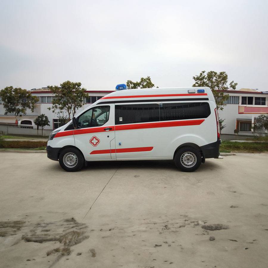 中山大学光华口腔医院租私人救护车到丹东市振安区 出租救护车多少钱