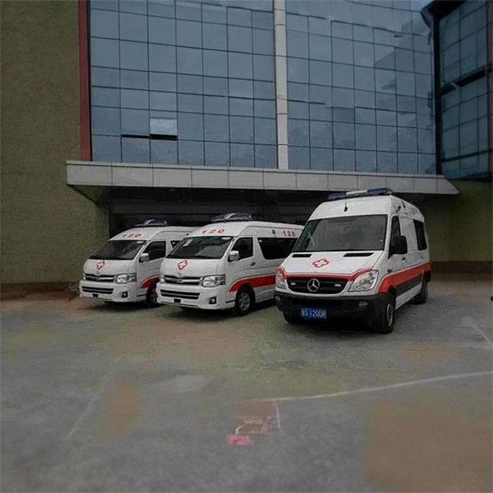 广西医科大学第三附属医院救护车出租到赣州市石城县 长途救护车出租哪里实惠