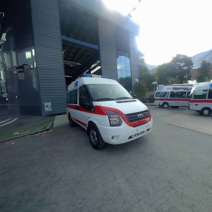鞍山钢铁集团公司长甸医院租私人急救车到齐齐哈尔市富裕县 救护车出租转院多少钱