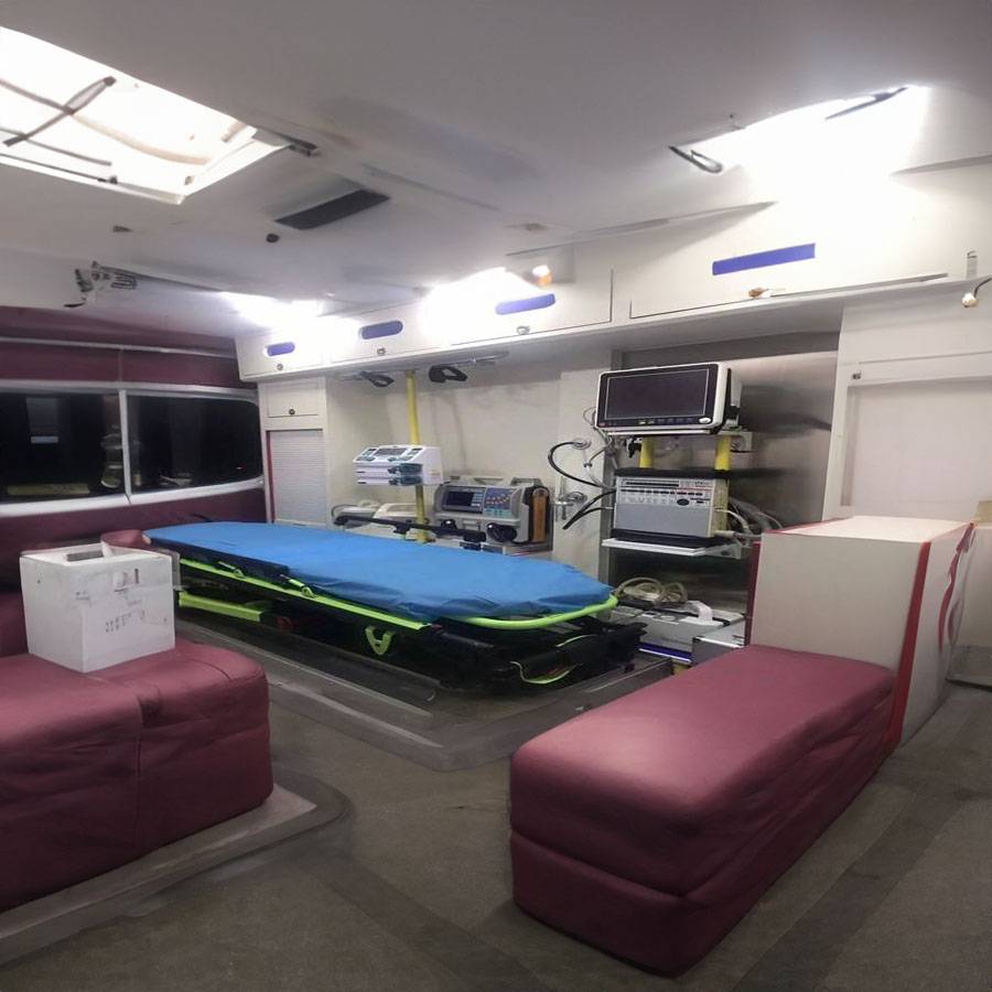 长沙市按摩医院私人救护车租赁到太原市清徐县 救护车出租 多少钱一辆