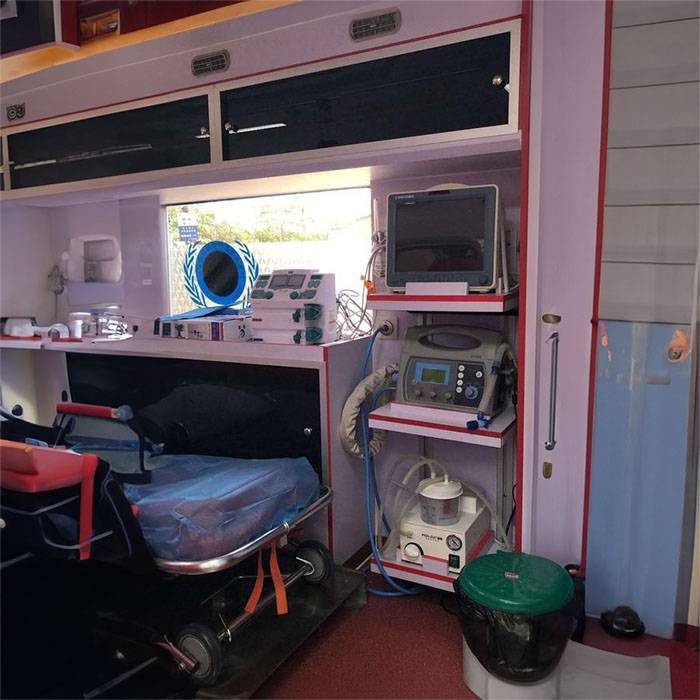 内蒙古自治区妇幼保健院预约私人救护车转运到泰州市兴化市 长途救护车出租哪里的好