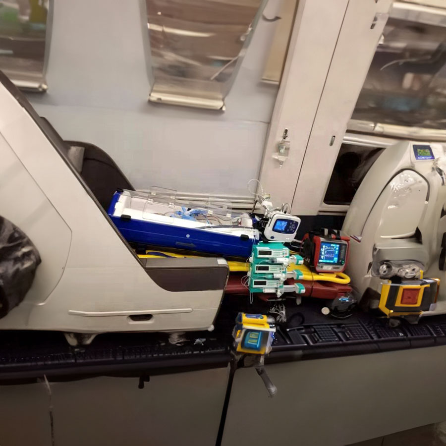 新疆医科大学第五附属医院120私人救护车租赁到金华市兰溪市 哪里有带呼吸机的救护车出租